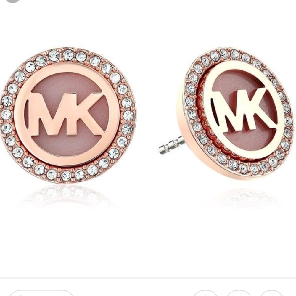 SOLD ❤️Rose gold, Michael Kors studs